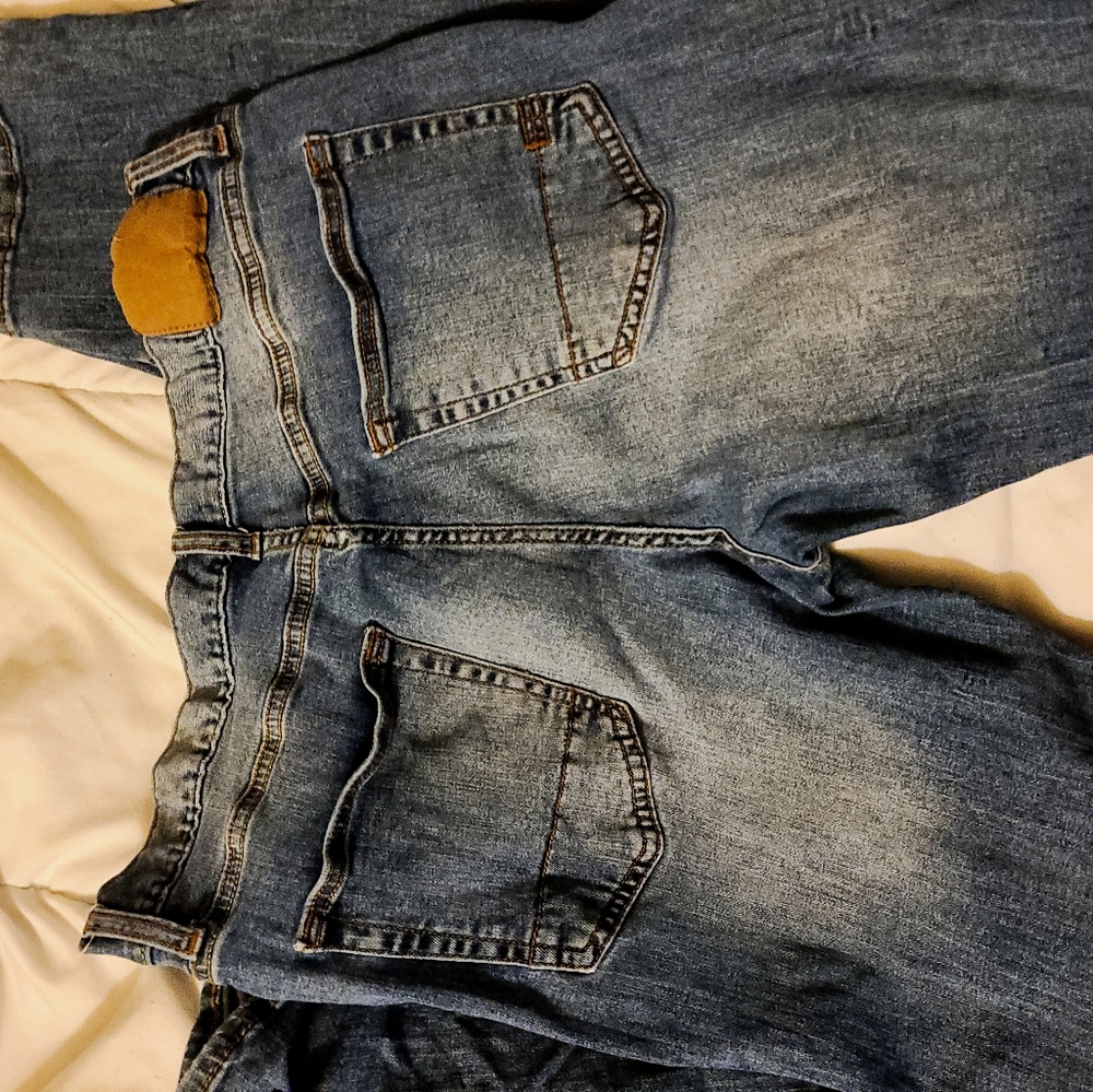 Aeropostale Straight Destroyed 34x32 Jeans